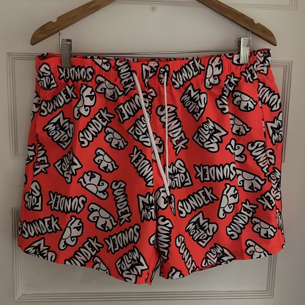 Sundek swim trunks size XL NwT